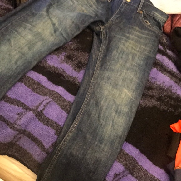 Jeans - Picture 1 of 3